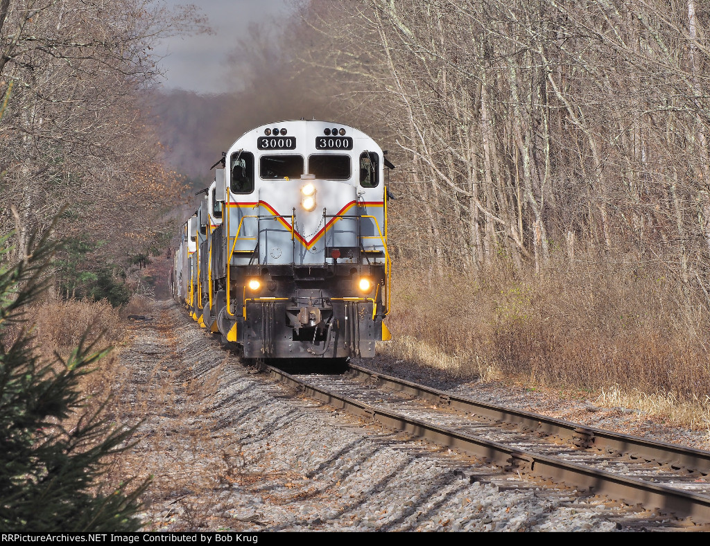 DL 3000 eastbound at Elmhurst